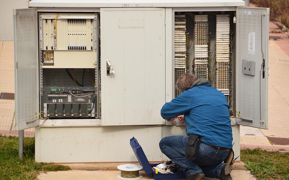 besoin d'un électricien Saint-Martin-du-Tertre